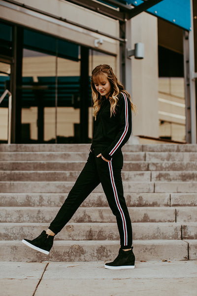 Jogging pants with side top stripe