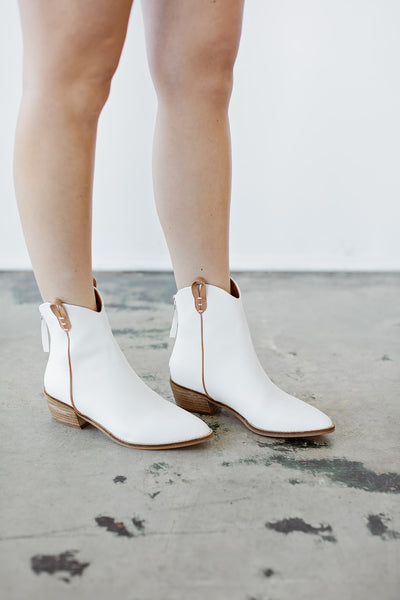 Tina Ankle Boot in White